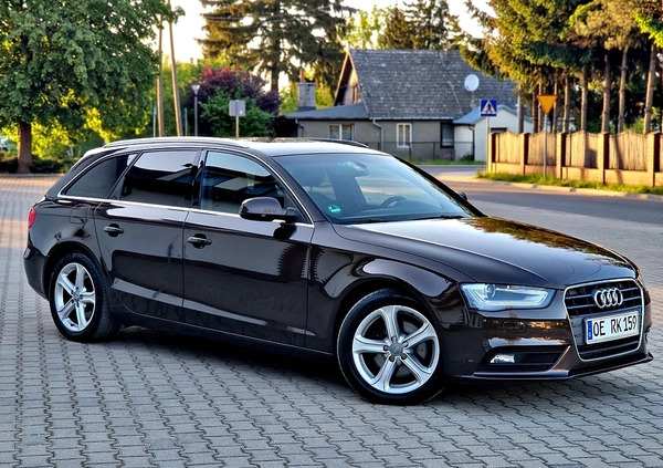 Audi A4 cena 44900 przebieg: 270000, rok produkcji 2013 z Wąchock małe 781